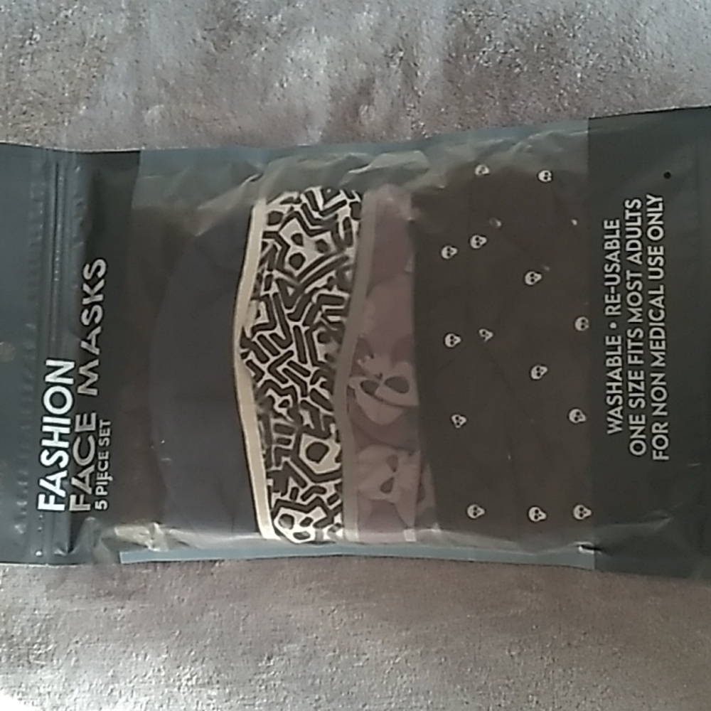 Skulls & Black Fashion Face Masks 5 Piece Set